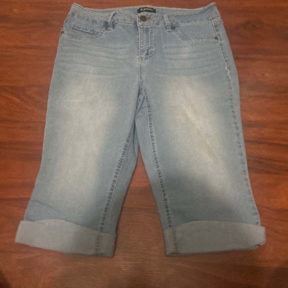 D.Jeans